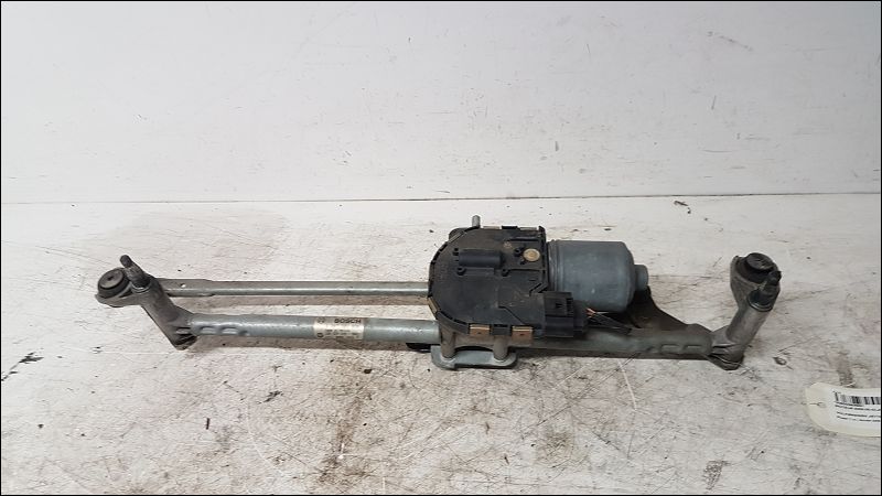 VOLKSWAGEN-MOTEUR ESSUIE-GLACE AV