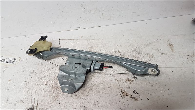 RENAULT-MECANISME+MOTEUR LEVE-GLACE AVG