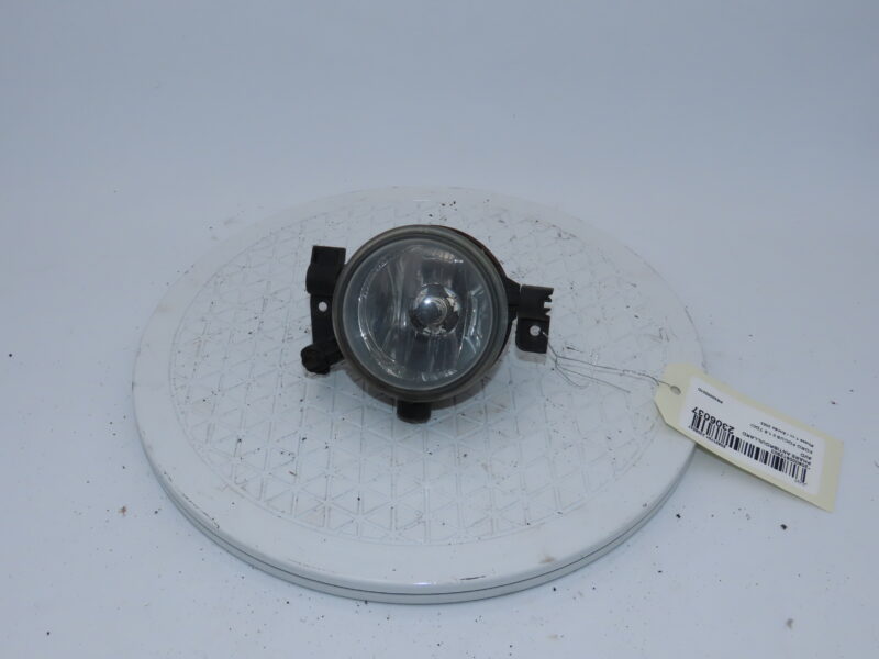 FORD-PHARE ANTIBROUILLARD AVD
