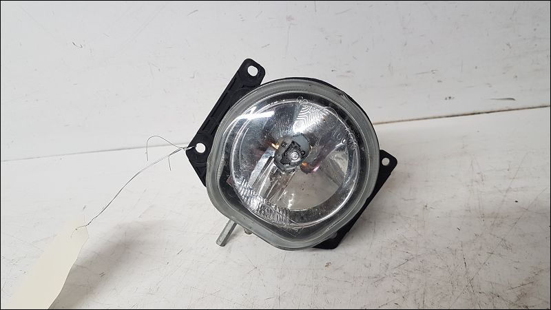 ALFA ROMEO-PHARE ANTIBROUILLARD AVD