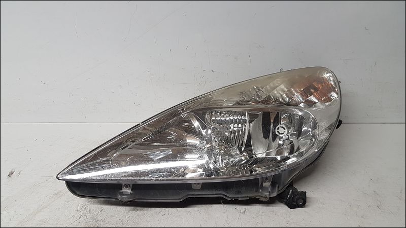 PEUGEOT-PHARE G