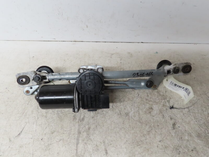 KIA-MOTEUR ESSUIE-GLACE AV
