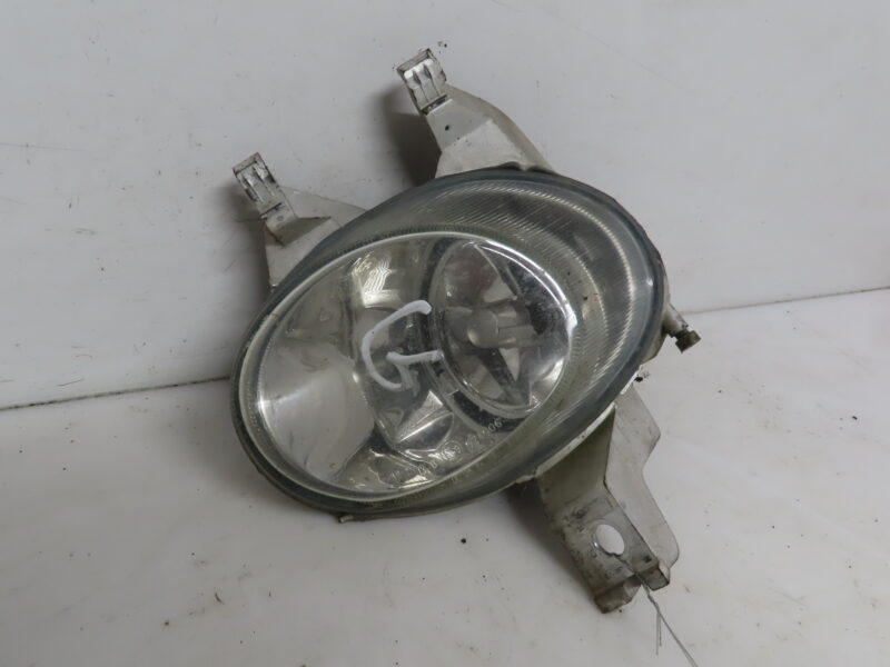 PEUGEOT-PHARE ANTIBROUILLARD AVG