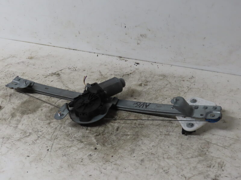 DACIA-MECANISME+MOTEUR LEVE-GLACE AVG