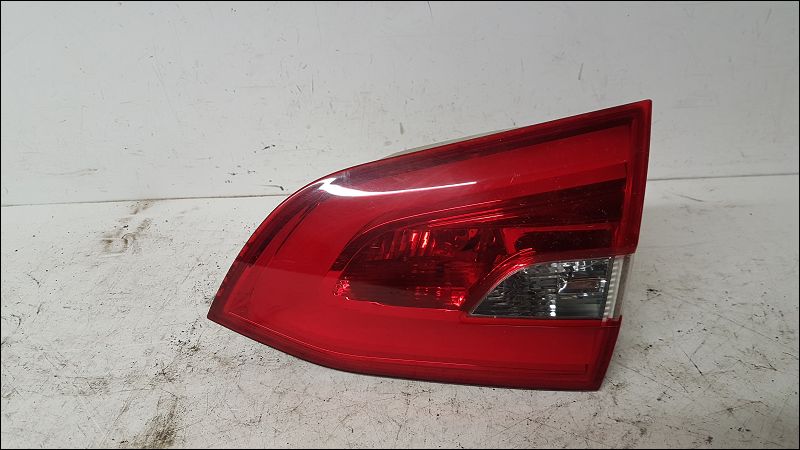 PEUGEOT-FEU AR INT D