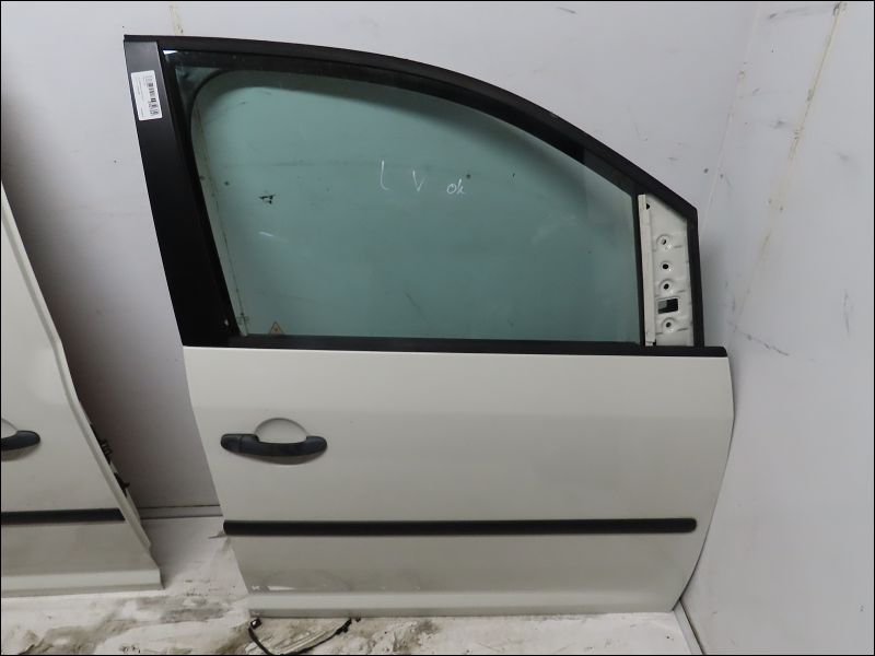 VOLKSWAGEN-PORTE AVD