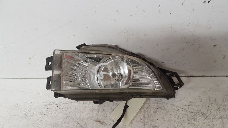 OPEL-PHARE ANTIBROUILLARD AVG