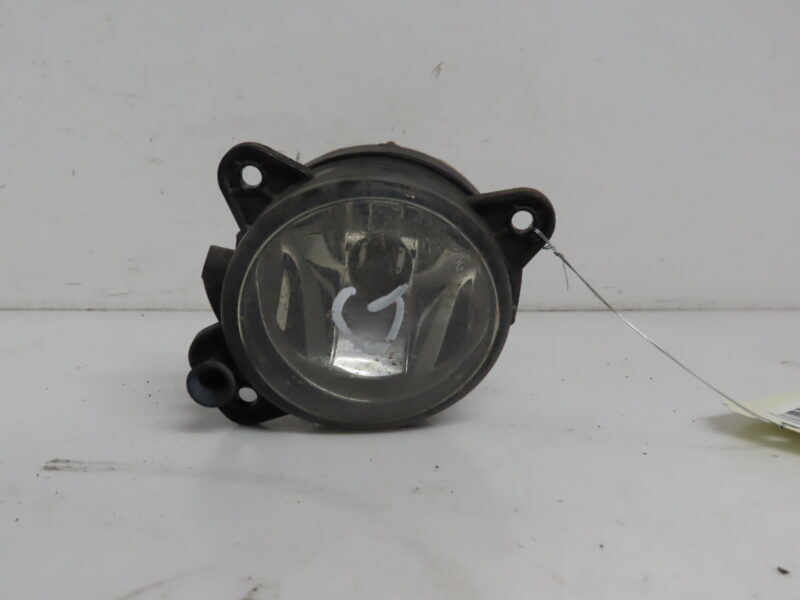 VOLKSWAGEN-PHARE ANTIBROUILLARD AVG