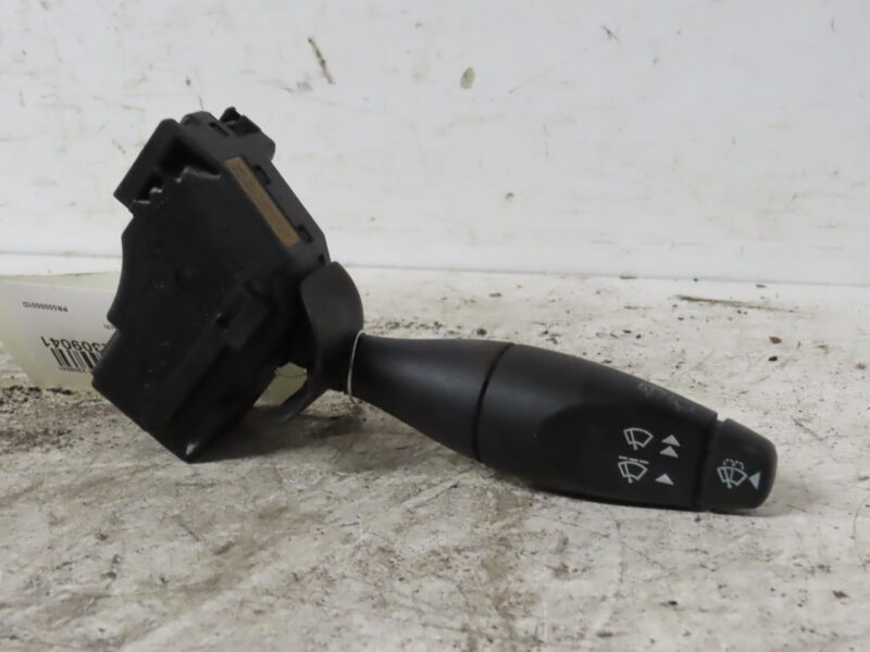 FORD-COMMANDE ESSUIE GLACE