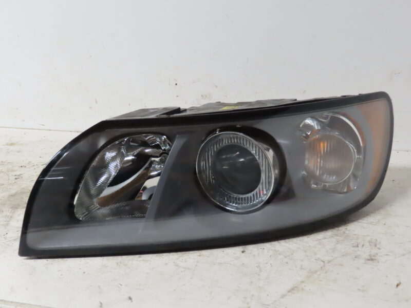 VOLVO-PHARE G