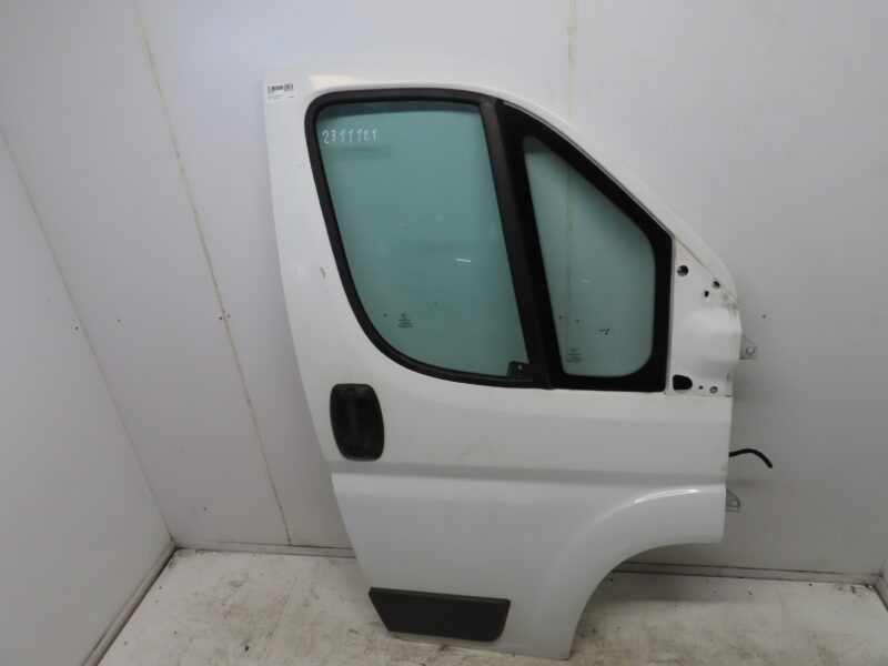 PEUGEOT-PORTE AVD