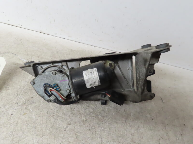 RENAULT-MOTEUR ESSUIE-GLACE AV