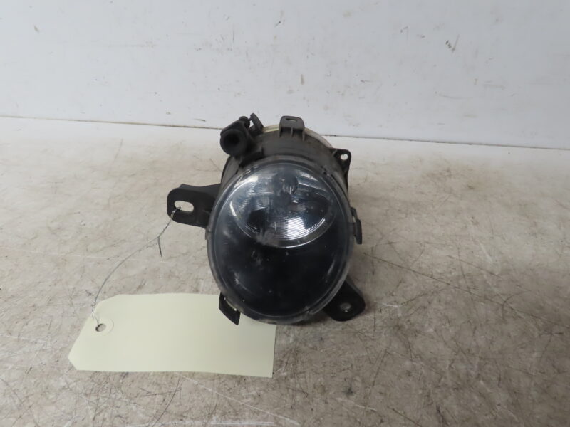 OPEL-PHARE ANTIBROUILLARD AVG