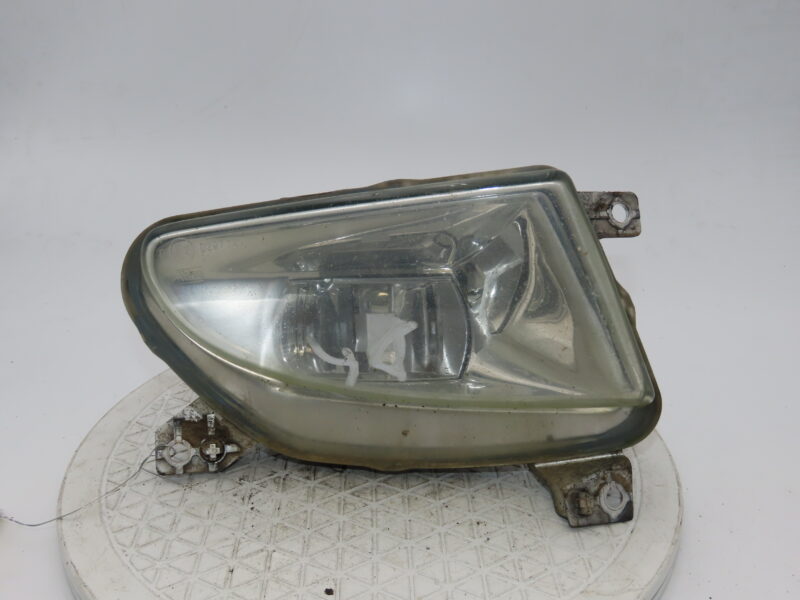 PEUGEOT-PHARE ANTIBROUILLARD AVD