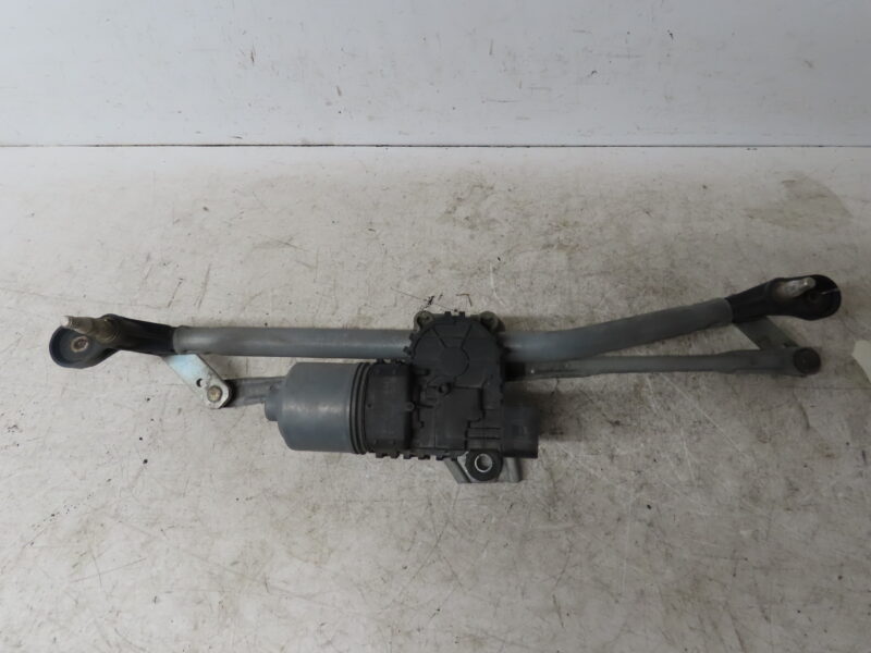 ALFA ROMEO-MOTEUR ESSUIE-GLACE AV