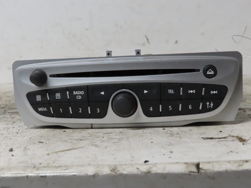 RENAULT-AUTORADIO