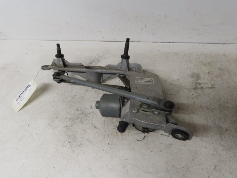 RENAULT-MOTEUR ESSUIE-GLACE AV