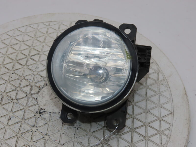 FIAT-PHARE ANTIBROUILLARD AVD