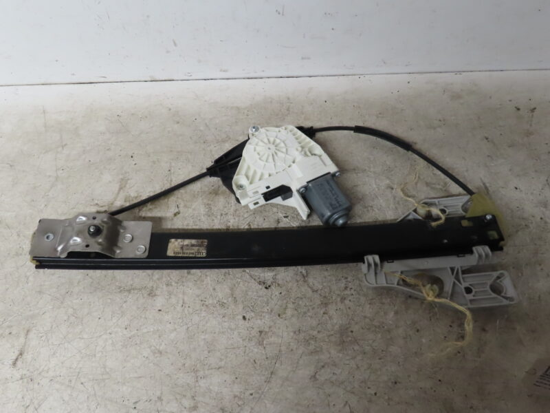 AUDI-MECANISME+MOTEUR LEVE-GLACE ARD