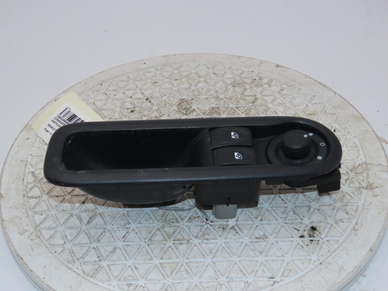 RENAULT-COMMANDE LEVE-GLACE PORTE AVG