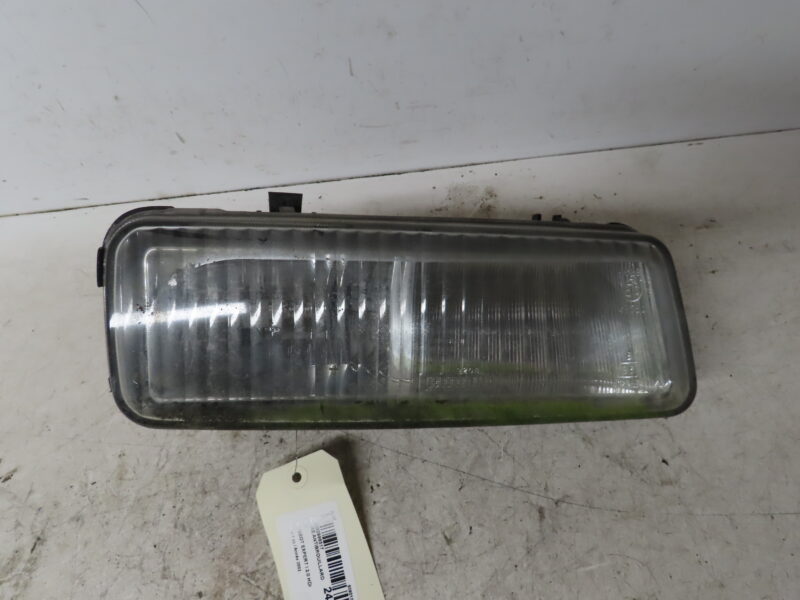 PEUGEOT-PHARE ANTIBROUILLARD AVD