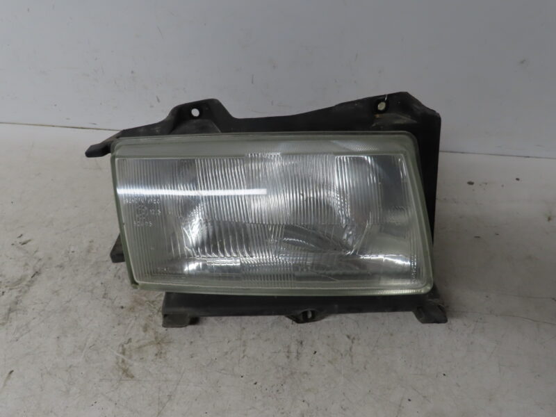 PEUGEOT-PHARE D