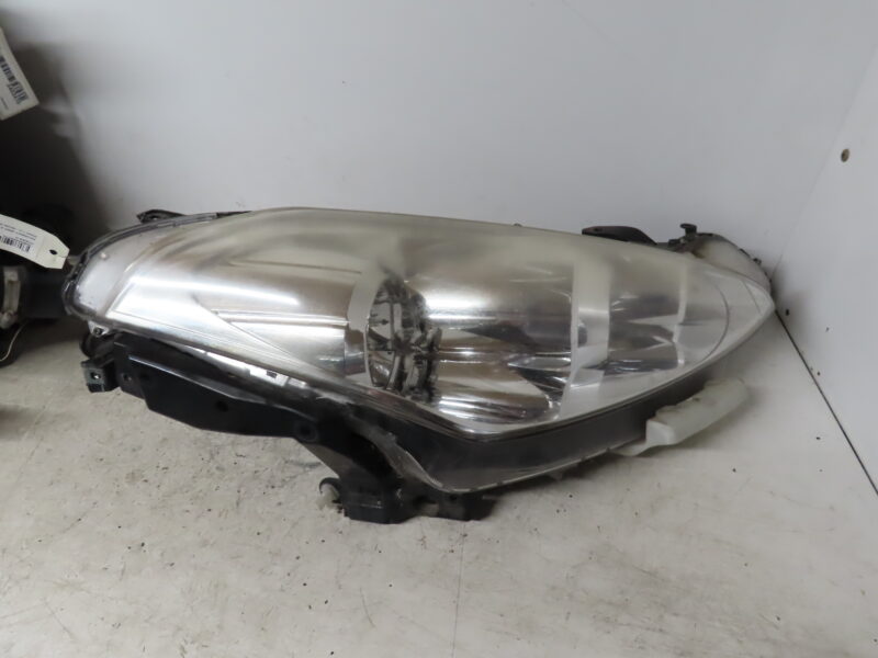 PEUGEOT-PHARE D