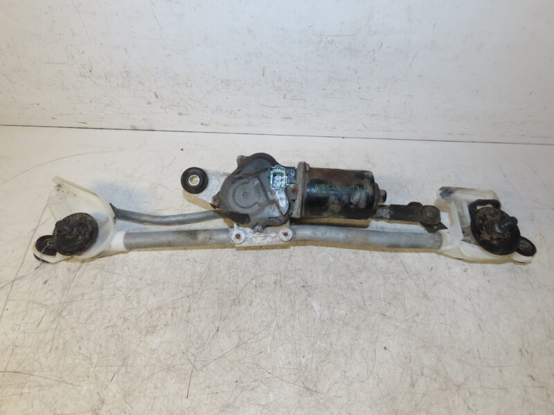 NISSAN-MOTEUR ESSUIE-GLACE AV