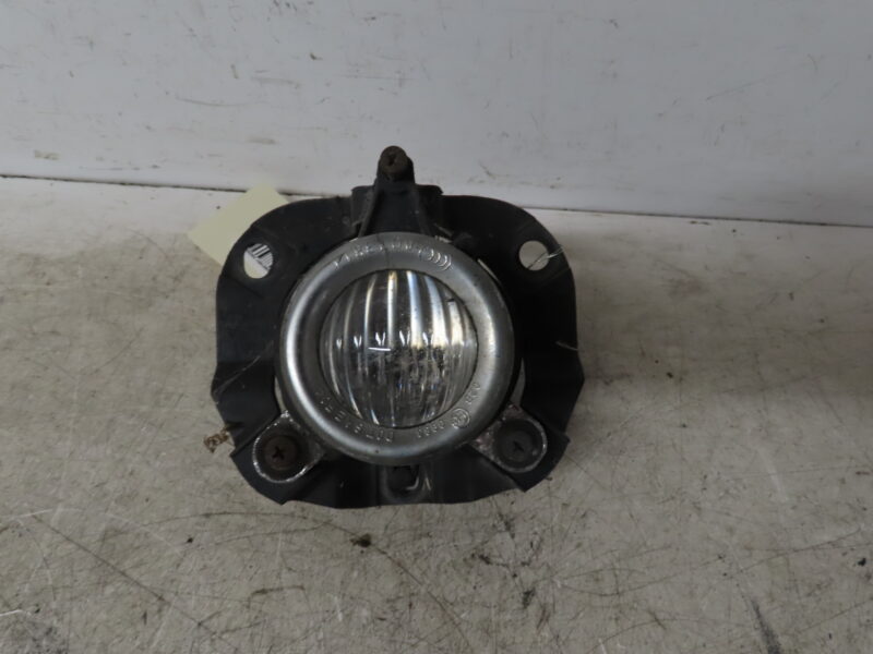 ALFA ROMEO-PHARE ANTIBROUILLARD AVG