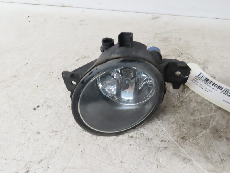 NISSAN-PHARE ANTIBROUILLARD AVD