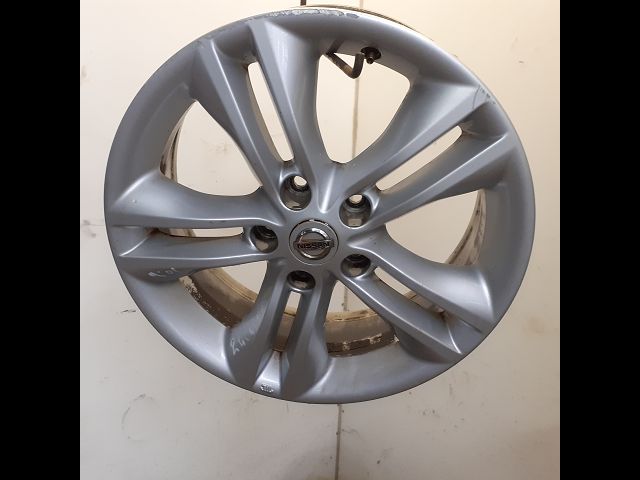 NISSAN-JANTE ALUMINIUM 1