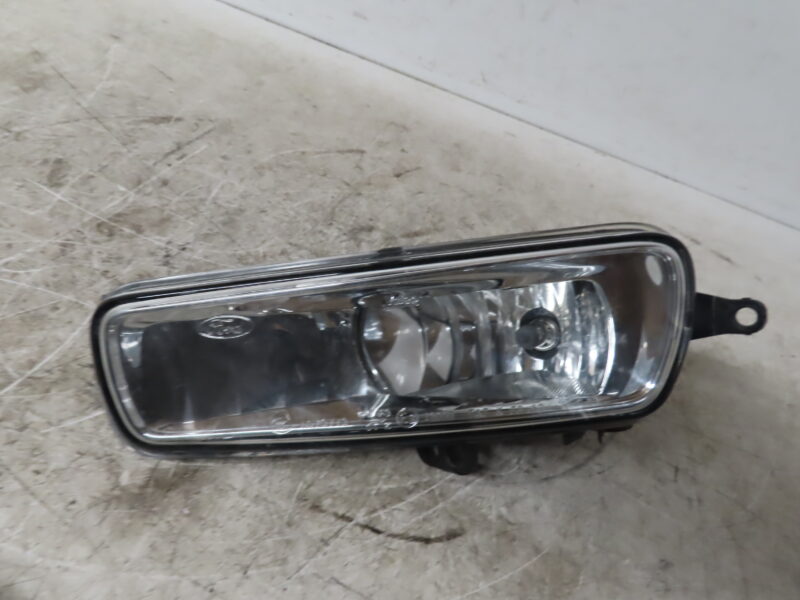 FORD-PHARE ANTIBROUILLARD AVG