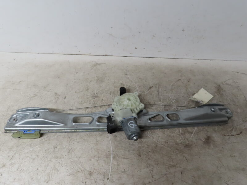 FORD-MECANISME+MOTEUR LEVE-GLACE AVG