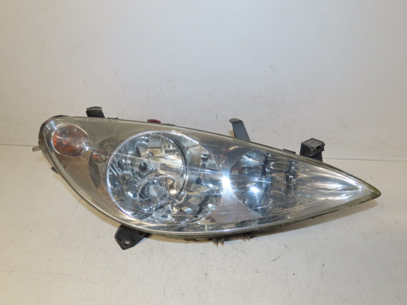 PEUGEOT-PHARE D