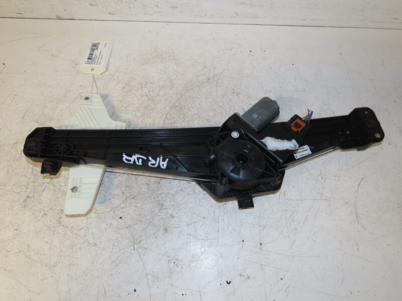 PEUGEOT-MECANISME+MOTEUR LEVE-GLACE ARD