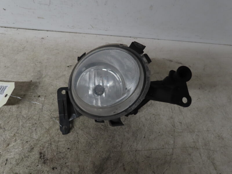 OPEL-PHARE ANTIBROUILLARD AVG