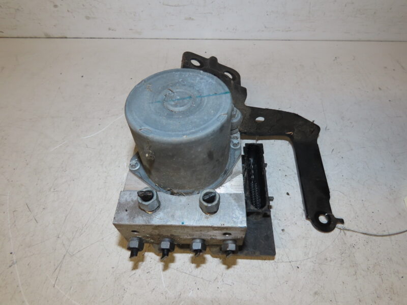 NISSAN-UNITE HYDRAULIQUE ABS