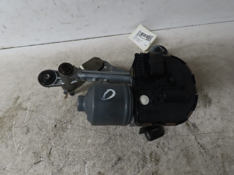 PEUGEOT-MOTEUR ESSUIE-GLACE AV DROIT