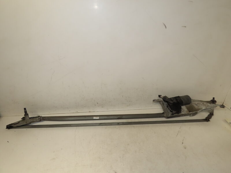 RENAULT-MOTEUR ESSUIE-GLACE AV