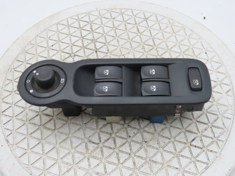 RENAULT-COMMANDE LEVE-GLACE PORTE AVG