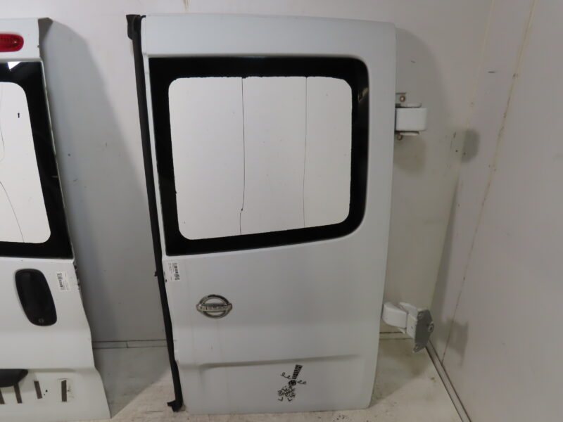 NISSAN-PORTE BATTANTE ARD