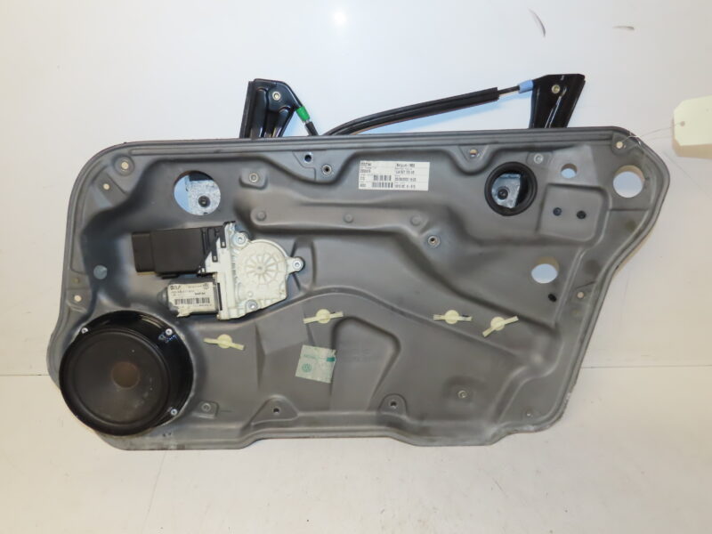 VOLKSWAGEN-MECANISME+MOTEUR LEVE-GLACE AVD