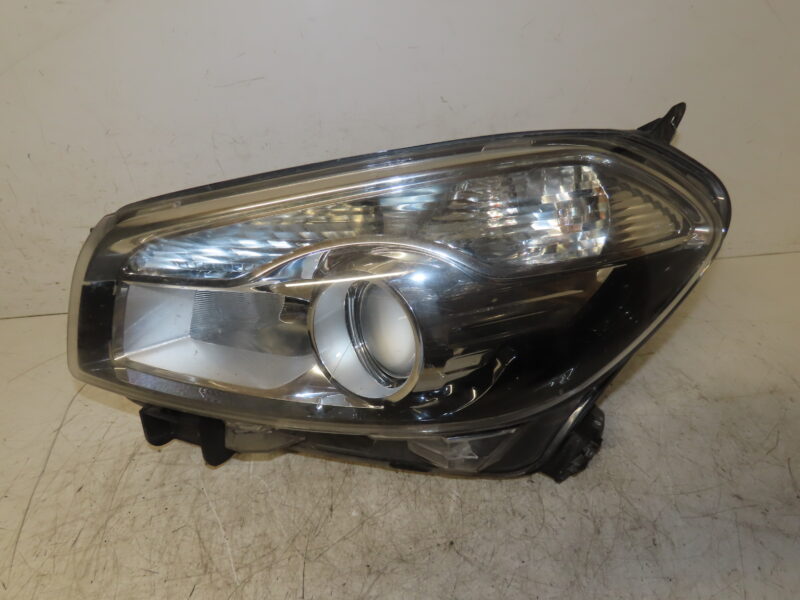 NISSAN-PHARE G