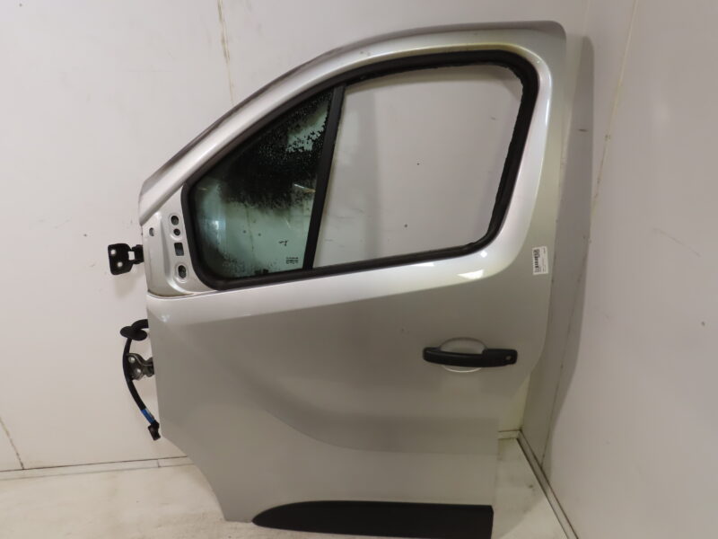 RENAULT-PORTE AVG