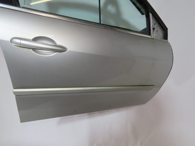 RENAULT-PORTE AVD