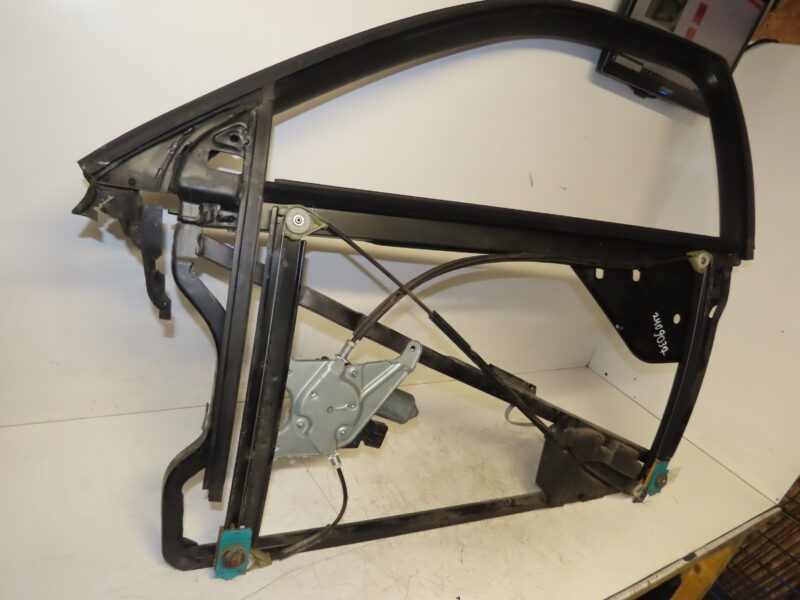 AUDI-MECANISME+MOTEUR LEVE-GLACE AVG