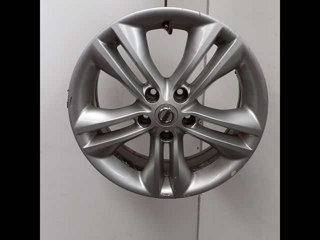 NISSAN-JANTE ALUMINIUM 1