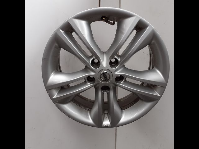 NISSAN-JANTE ALUMINIUM 2