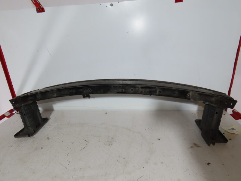 NISSAN-RENFORT PARE-CHOC AV