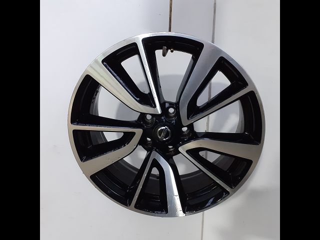 NISSAN-JANTE ALUMINIUM 4